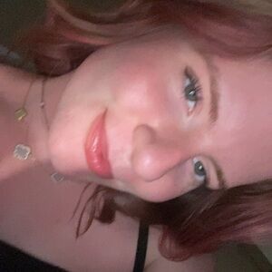 Meet your Posher, Katelyn